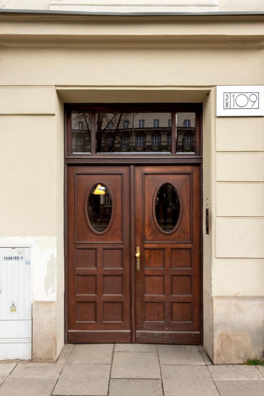 Modern APARTMENT ARIZONA STUDIO OLD TOWN Dietla balcony Krakau Exterior foto